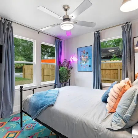 Tide + Tailgate - Sleeps 12, Arcades, Mini Golf