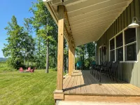 Firefly Cottage Nestled in a Vineyard 1 Mile to Keuka Lake - 3-stjärniga