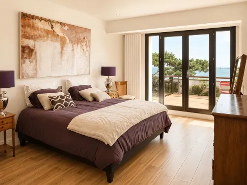 Villa with Heated Swimming Pool and Magnificent Sea View - 4성급