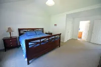 Spacious Family Mountain Gem Nestled in Nature-5 min to Historic Murphy! - Gym