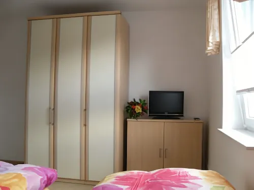 120 meters to the lake - vacation apartment with top equipment - Homestays
