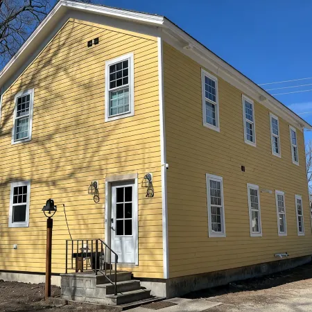 Quiet Relaxed Location Just Steps Away from Main Ave Shopping
