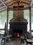 Vintage A-frame Cabin with Private River and Scenic Views - Hytter