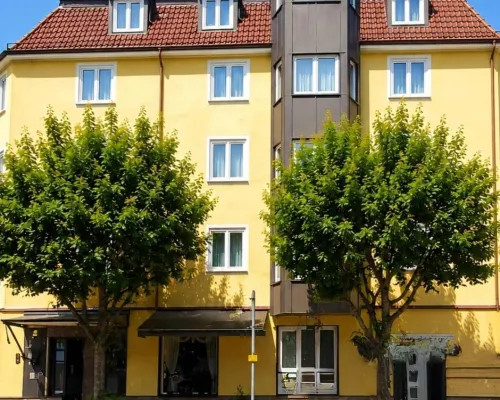 Aparthotel Astro - Nichtraucherhotel Hotels near Wangen