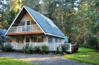 Chalet, Clean, 3BR / 2BA in Snowline, Best Rates, close to skiing, WiFi & Hot - Boutique