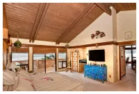 "WOW House" - Prime Panoramic Oceanfront Home - ติดทะเล