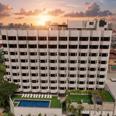 Suncity Hotel Pattaya Hotels near ميناء بالي هاي