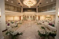 Holiday Inn RIYADH - OLAYA by IHG - บริการรถรับส่ง