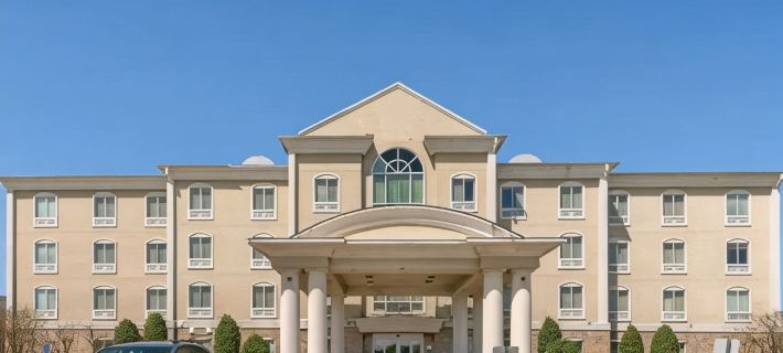 Holiday Inn Express & Suites Denison West by IHG Hotel di Grayson County