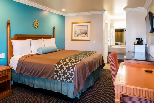 Continental Lodge Hotels in Alameda