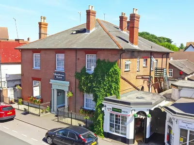 Fairlawn House Các khách sạn ở Amesbury