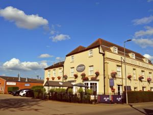 Le Bouchon Brasserie & Hotel