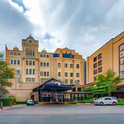 Hotel Emma at Pearl on the Riverwalk Hotel Exterior