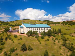 Golden Nugget & Gold King Mountain Inn