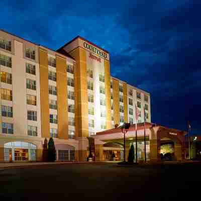 Courtyard Pueblo Downtown Hotel Exterior