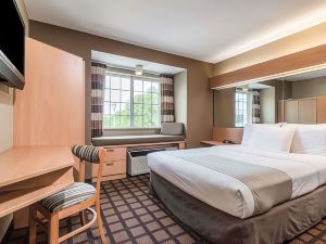 Microtel Inn & Suites by Wyndham West Chester