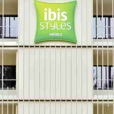 Ibis Styles Montelimar Centre Hotel Exterior