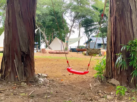 Couscous Glamping Manazuru Отели в г. Манадзуру