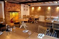 The North Hill Hotel Hotel di Eight Ash Green