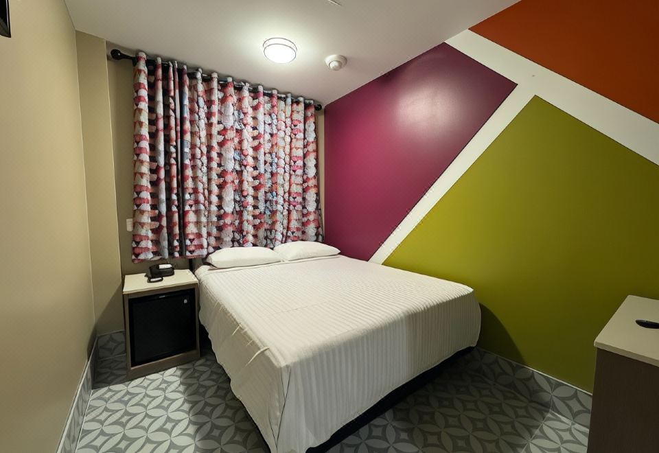 Moon Hotel 이미지