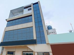 Super OYO Hotel Rameshwaram Inn