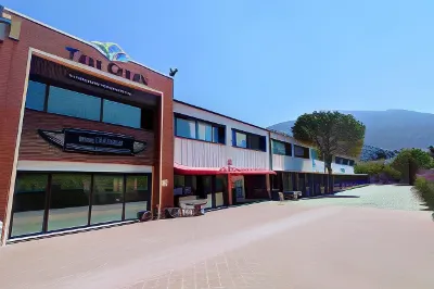 Old Farm Hotel Hotels in Kemalpasa Osb