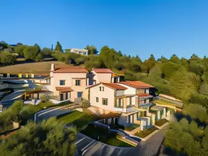 Kastri Elia Suites