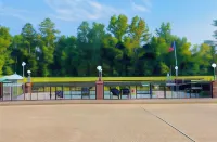 Ashley Inn Hotels in Crossett