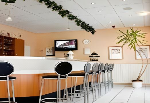 4. 컴포트 호텔 베..