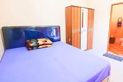 Green Kanca Syariah Guest House Mitra RedDoorz Hotel dekat GERBANG POS 1 - BHAKTI ALAM