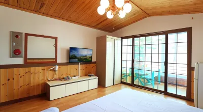 Yeongdeok Whale Bull Pension