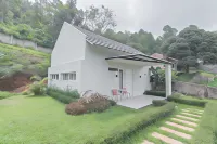 RedDoorz Resort Syariah Near d'Castello Ciater Subang