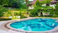 Villa Greenhill Sibolangit Chaster Hotels in Martelu