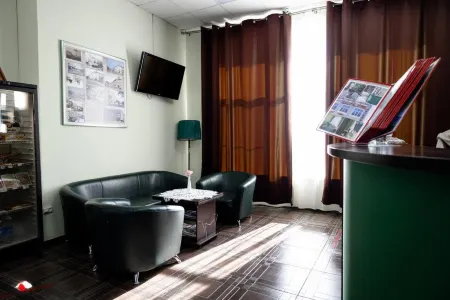 Городское Уютное Место Отели рядом с достопримечательностью «Батарея Максутова»