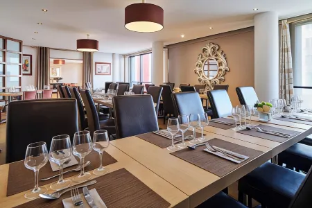 Hotel Charlemagne By Happyculture