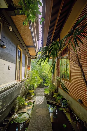 Bali Asli Lodge by Eps