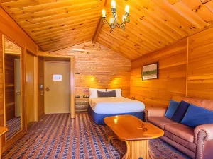 Powderhorn Chateau