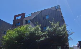 TreehouseUnseo GuestHouse
