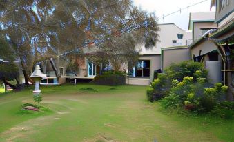 Swan Lake Guest House