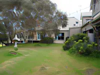 Swan Lake Guest House Hoteles cerca de Isla Phillip