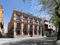 Líbere Ciudad Real Отели рядом с достопримечательностью «Don Quixote Museum & Cervantes Library»