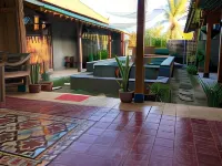 Watukarung Ristu Homestay - Bãi đậu xe