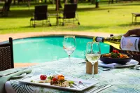 Falaza Game Park and Spa - Swimmingpools
