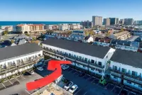 Lovely Renovated 2-Level Condo + Pool + Steps to the Beach!
