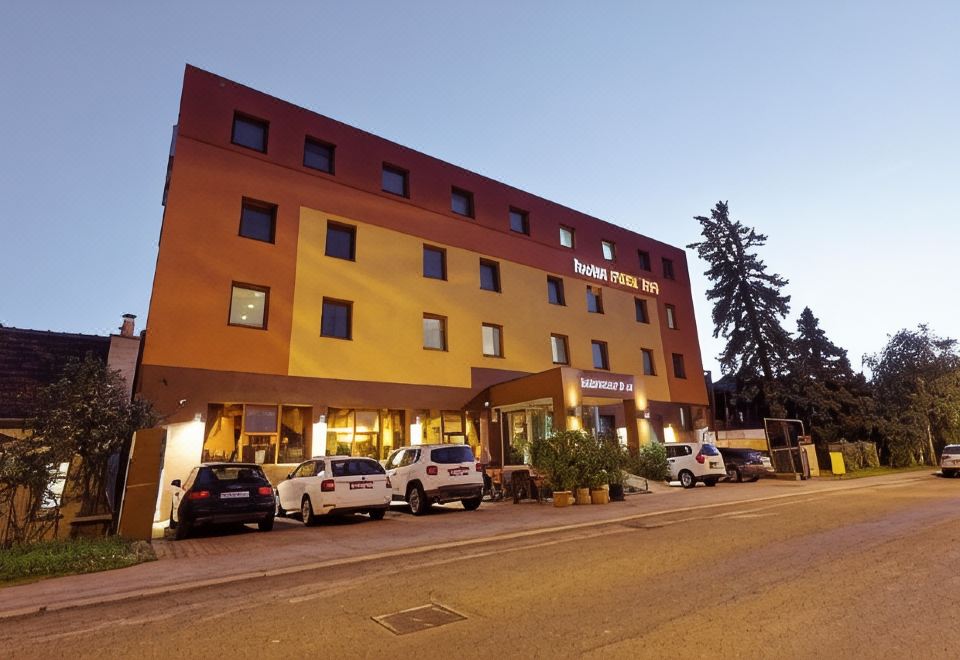 hotel overview picture