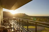 Elysia Wellness Retreat - con vistas a la montaña