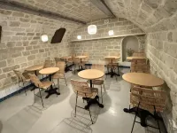 Hipotel Paris Père-Lachaise République