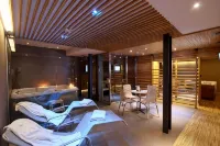 Aparthotel Hornigold "W Zielonej Kamienicy" Hotels in Katowice