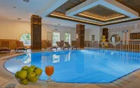 Club Paradiso Hotel & Resort