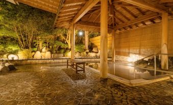 Hotel Hoho "A Hotel Overlooking the Echigo Plain and the Yahiko Mountain range"